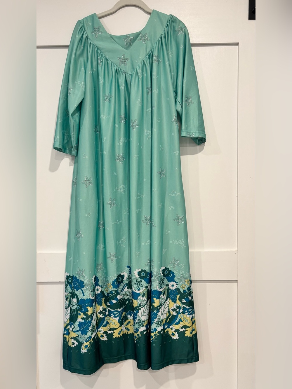 Vintage National Size medium house dress